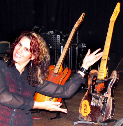 Nicki Gillis with the CMC/Gary Allan Guitar