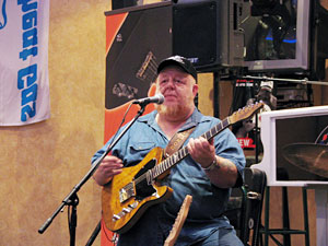 REDD VOLKAERT Tomkins Guitars Clinic