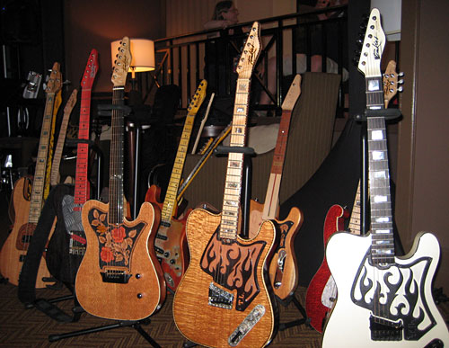 Tomkins Guitars